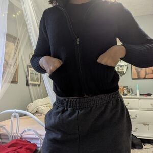 Women's Black Zipper Sweater